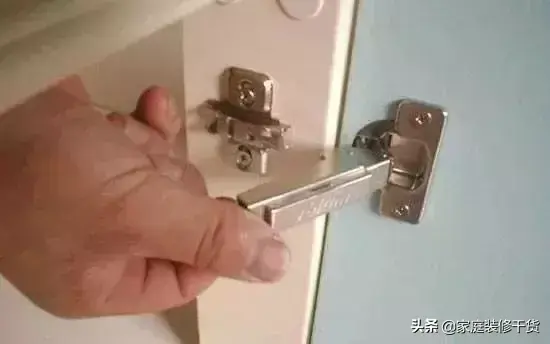 电气柜门铰链_电器柜铰链_电器柜门铰链设计